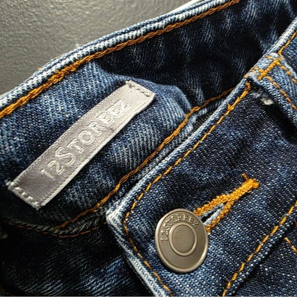 12 Storeez Button Fly Taper Ankle Dark Wash Cotton Jeans Size XS 5 Pocket - Picture 4 of 10